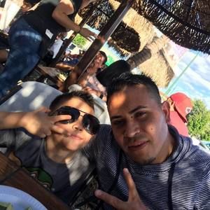 Meet your Posher, Joseph